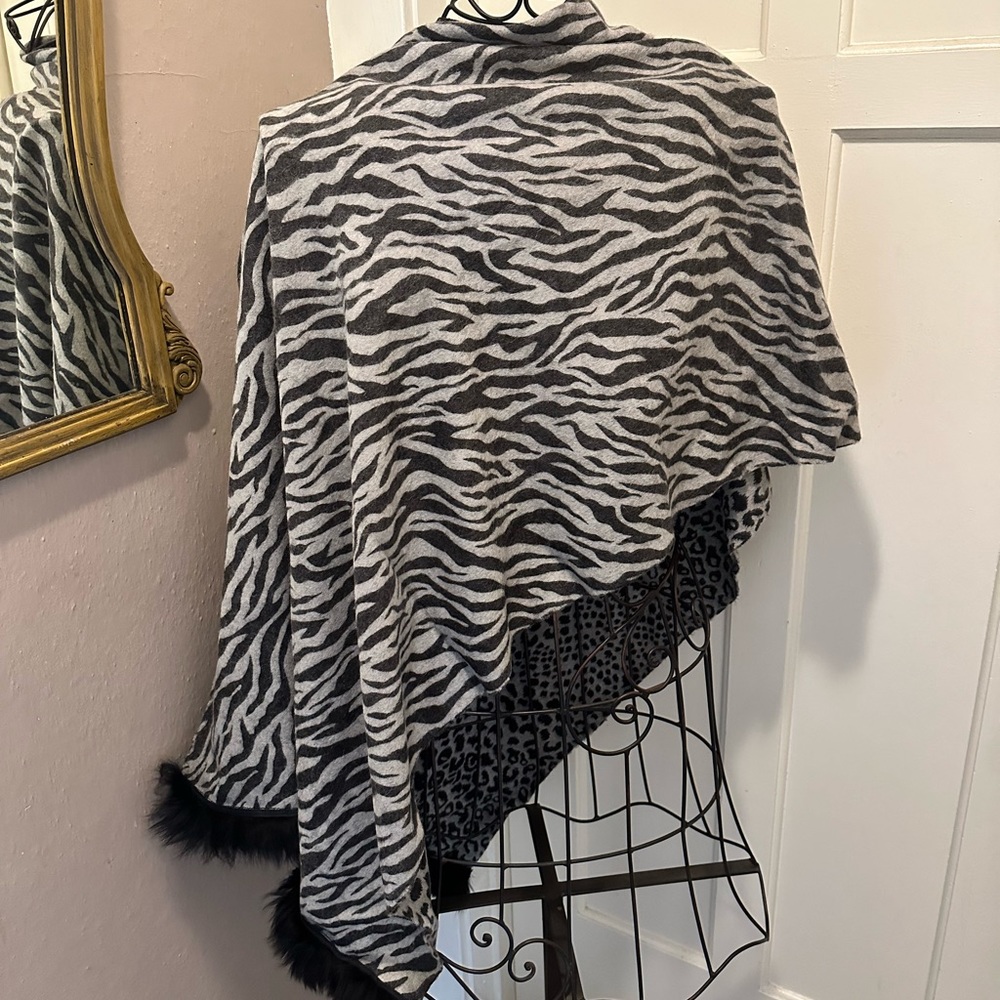 Fox Trim Reversible Animal Wrap
